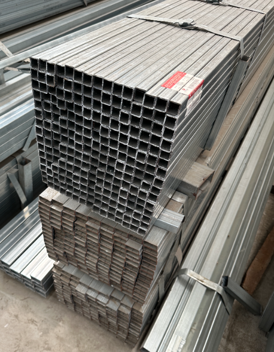 新疆现货供应30*50*2镀锌方管50*80*3.0 20*20*1.5 20*40*2.0规格齐全
